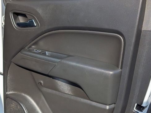 Used 2018 Chevrolet Colorado ZR2 AWD/4WD image 30