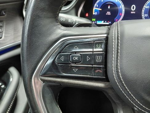 Used 2022 Jeep Grand Cherokee L Overland w/ Luxury Tech Group IV image 50