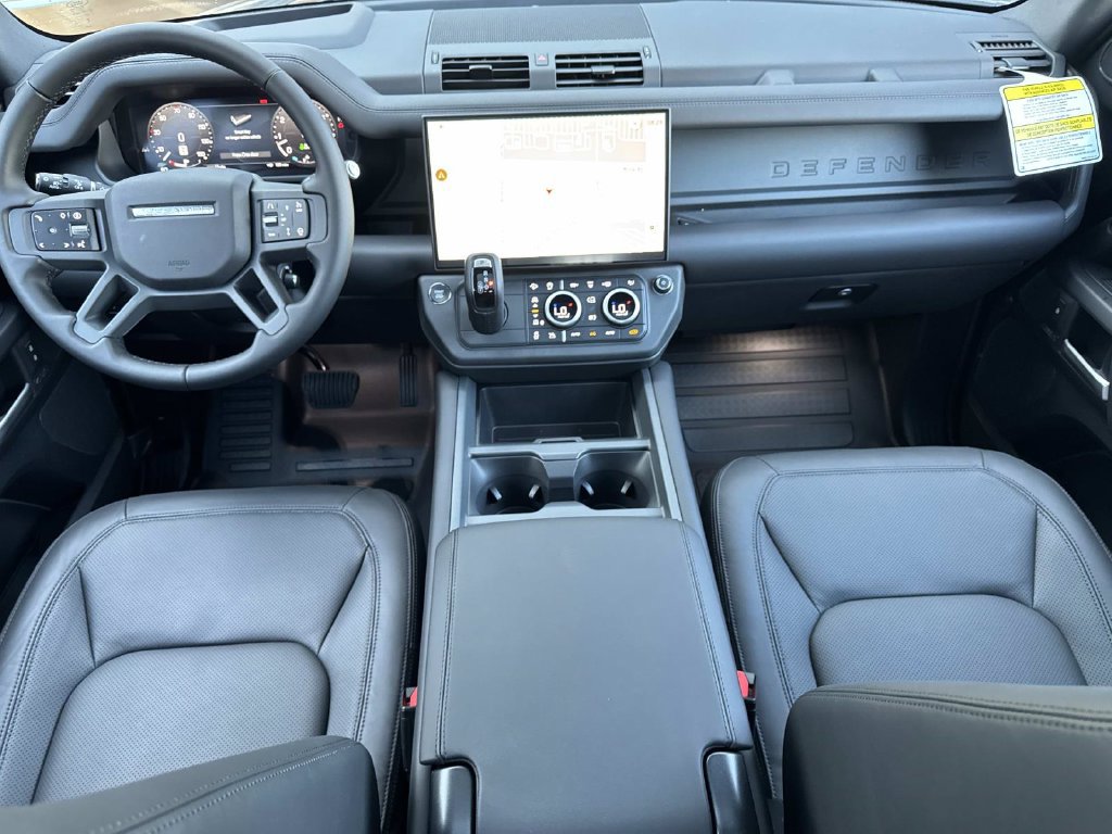 New 2026 Land Rover Defender 110 X-Dynamic SE AWD/4WD image 17