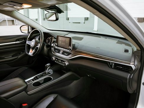 Used 2019 Nissan Altima 2.5 SL image 19