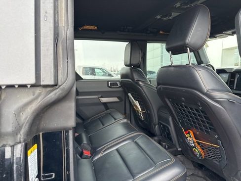 Used 2021 Ford Bronco Badlands image 11