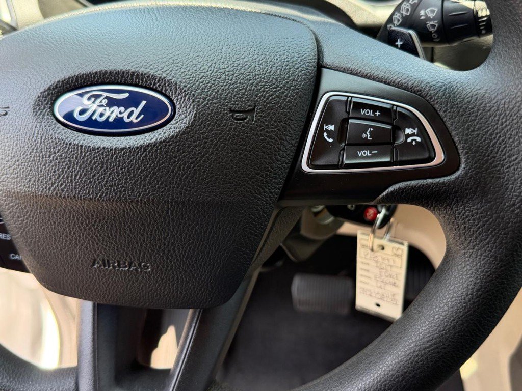 Used 2017 Ford Escape SE AWD/4WD image 29
