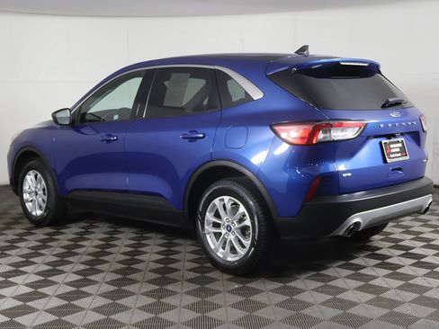 Used 2022 Ford Escape SE w/ Convenience Package AWD/4WD image 9