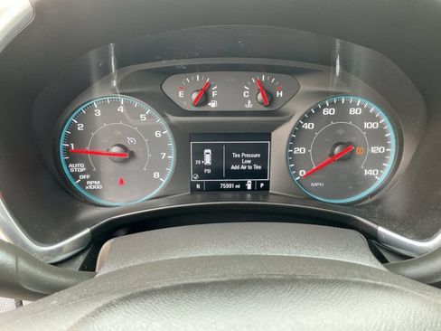Used 2020 Chevrolet Equinox LS w/ LPO, Floor Liner Package FWD image 13