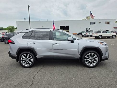 Used 2023 Toyota RAV4 XLE Premium AWD/4WD image 8