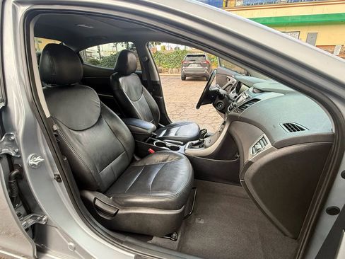 Used 2015 Hyundai Elantra SE w/ Option Group 02 image 11