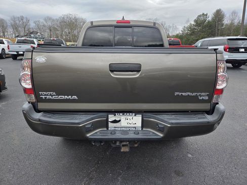 Used 2013 Toyota Tacoma PreRunner image 6