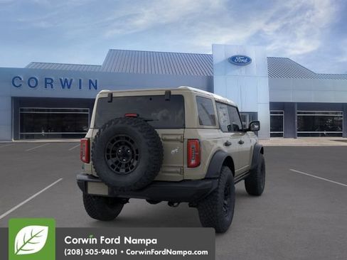 New 2026 Ford Bronco Badlands w/ Sasquatch Package AWD/4WD image 8