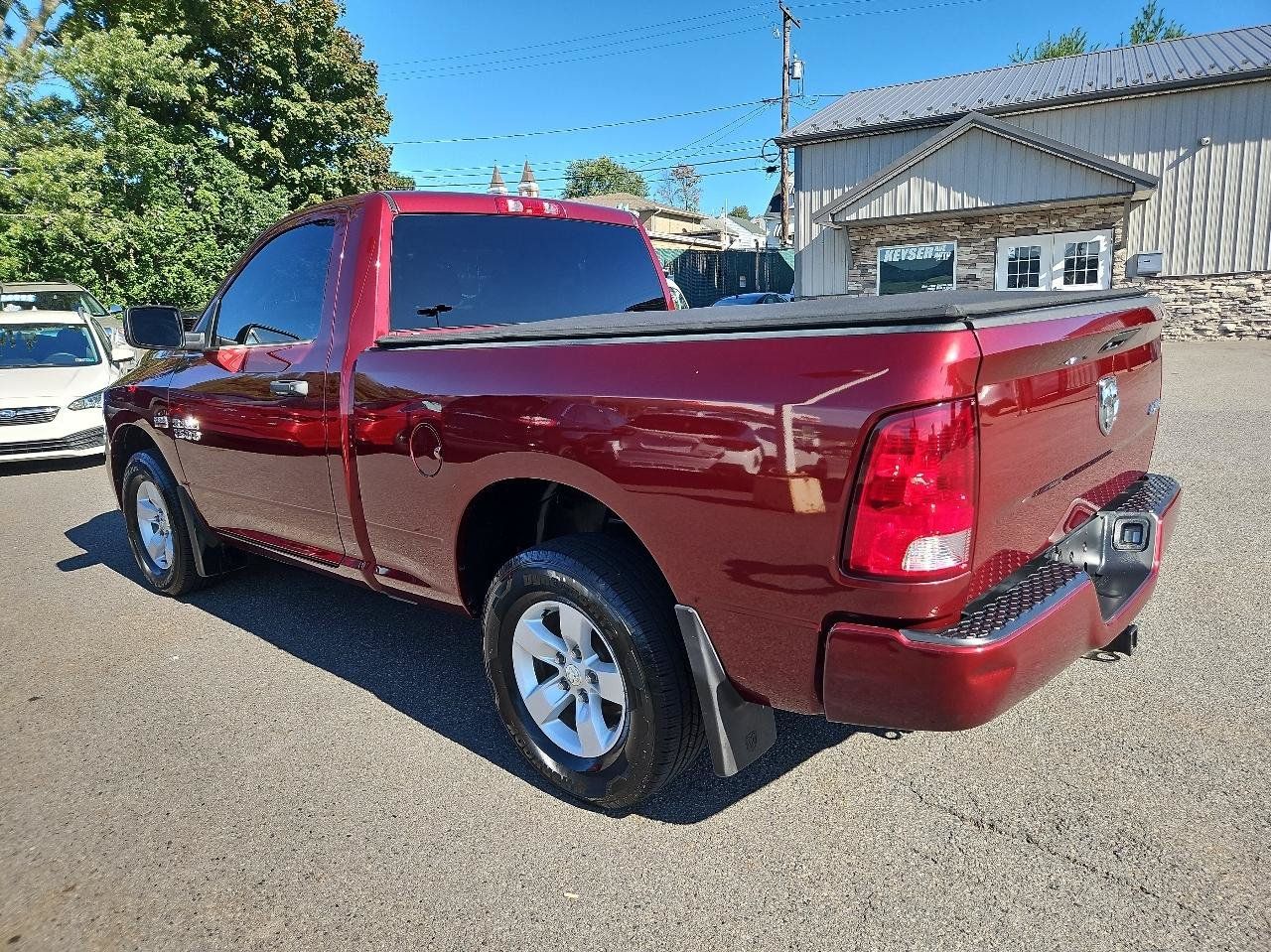 Used 2018 RAM 1500 Express AWD/4WD image 7