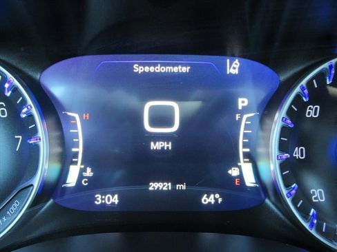 Used 2025 Chrysler Pacifica Limited FWD image 23