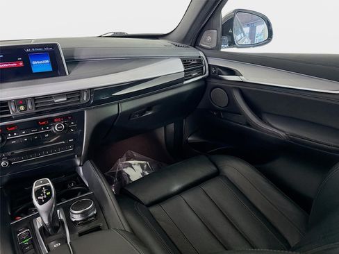 Used 2019 BMW X6 sDrive35i w/ M Sport Package RWD image 26