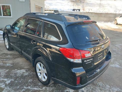 Used 2014 Subaru Outback 2.5i Premium image 4