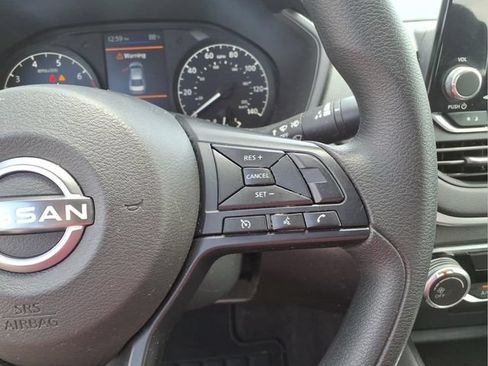 Used 2023 Nissan Altima 2.5 S FWD image 17