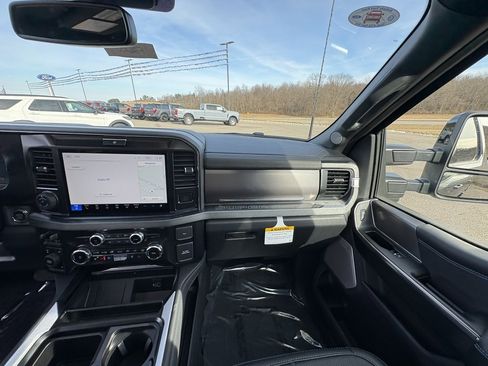 New 2026 Ford F350 Platinum image 26