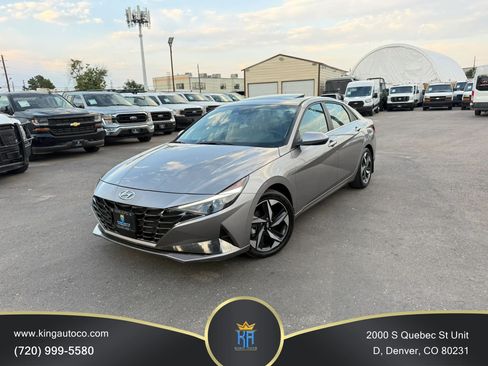 Used 2023 Hyundai Elantra Limited FWD image 1