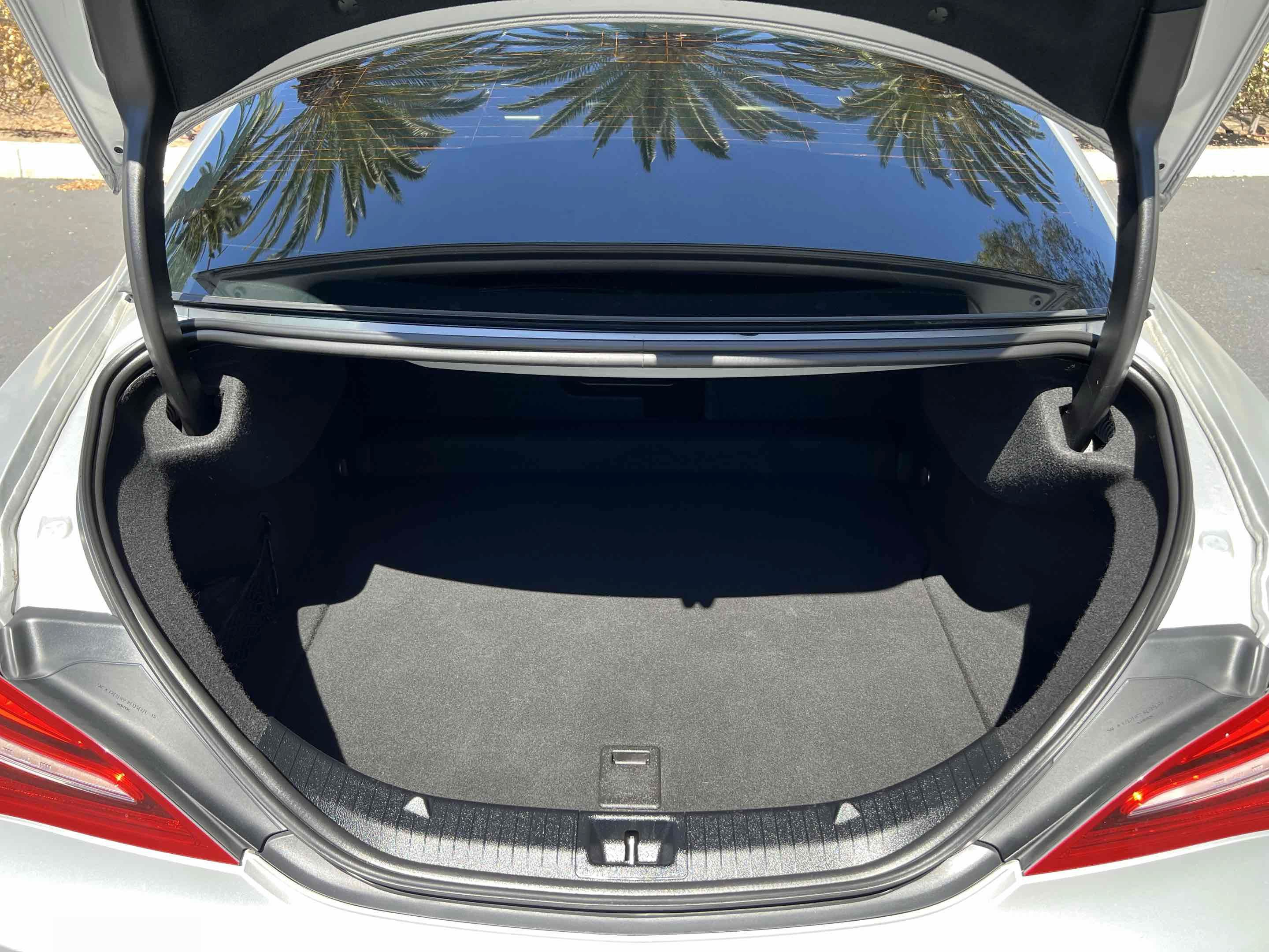 Used 2018 Mercedes-Benz CLA 250 image 45