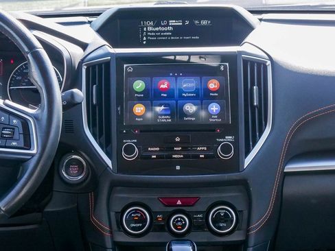 Used 2019 Subaru Crosstrek 2.0i Limited w/ Moonroof Package w/Navigation image 13