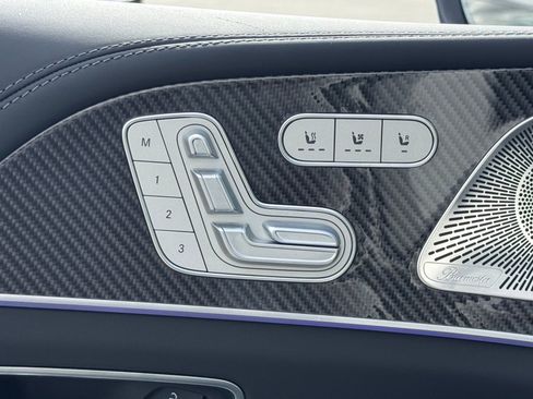 New 2025 Mercedes-Benz GLS 63 AMG 4MATIC image 19