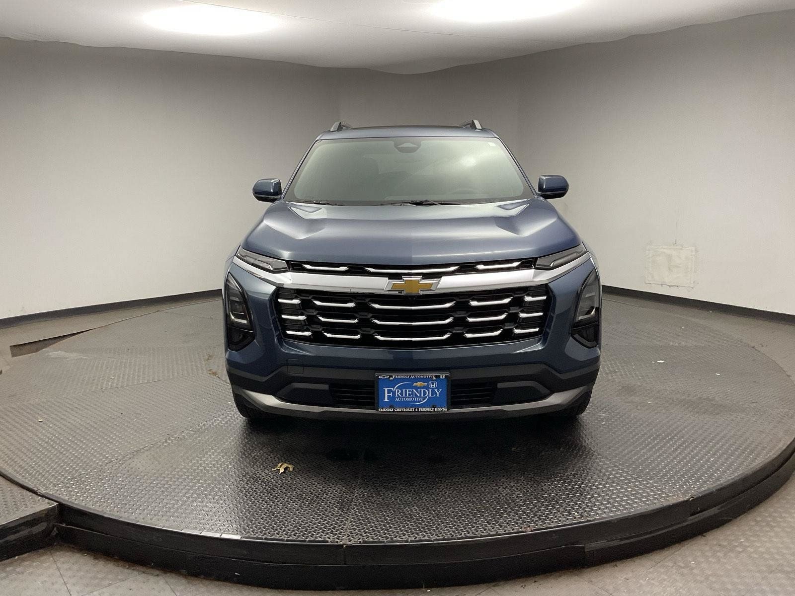 Certified 2025 Chevrolet Equinox LT w/ LPO, Floor Liner Package FWD image 2