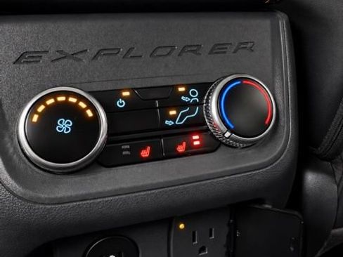 Used 2026 Ford Explorer Tremor w/ Tremor Ultimate Package AWD/4WD image 52