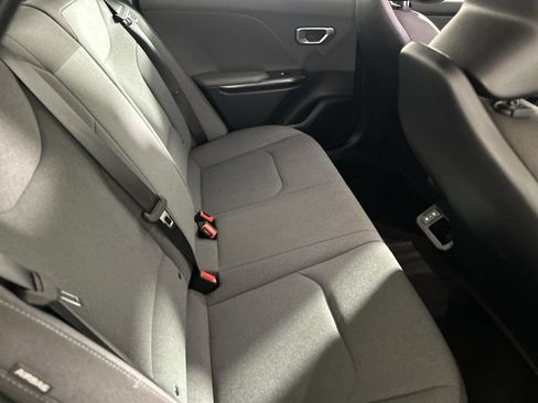 Used 2025 Kia K4 FWD image 25