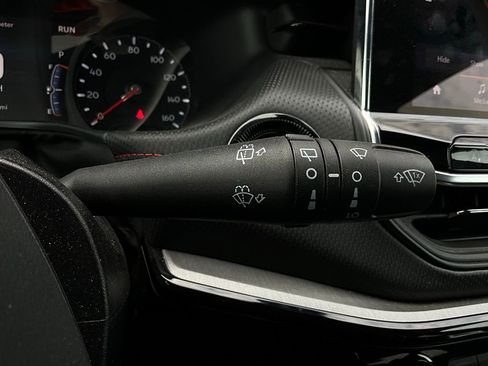 Used 2025 Jeep Compass Trailhawk image 36