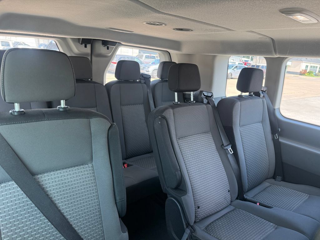 Used 2024 Ford Transit 350 XLT RWD image 15