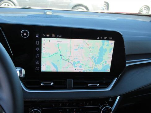 Used 2025 Chevrolet Equinox LT w/ Safety and Technology Package image 21