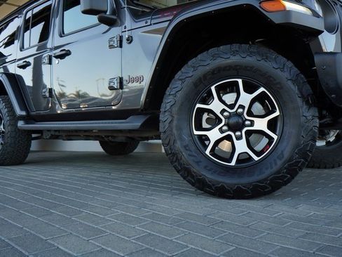 Used 2021 Jeep Wrangler Unlimited Rubicon image 11