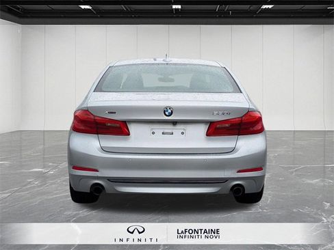 Used 2017 BMW 530i xDrive image 4