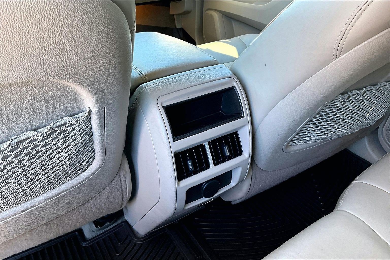 Used 2015 Cadillac SRX Luxury w/ Driver Awareness Package FWD image 10