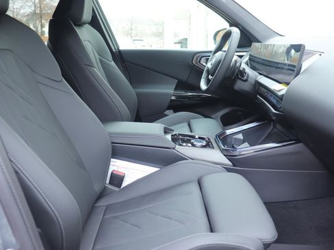 Used 2026 BMW X3 xDrive30 w/ Premium Package image 19