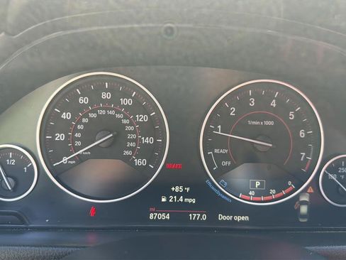 Used 2016 BMW 328i xDrive Sedan AWD/4WD image 17