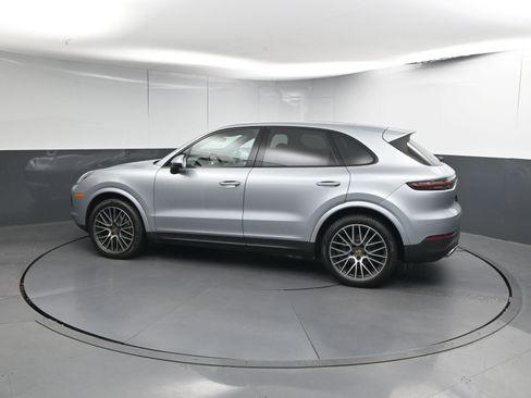 Certified 2020 Porsche Cayenne image 23