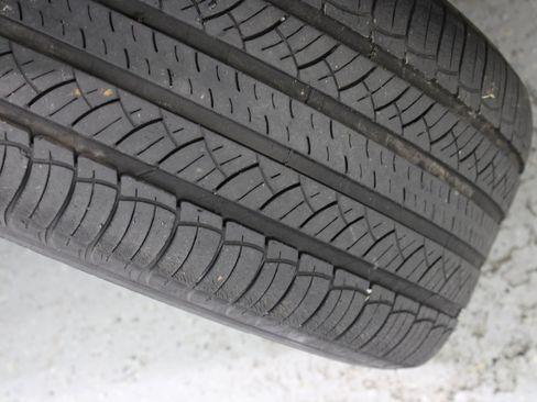 Used 2009 Lexus LX 570 4WD image 84