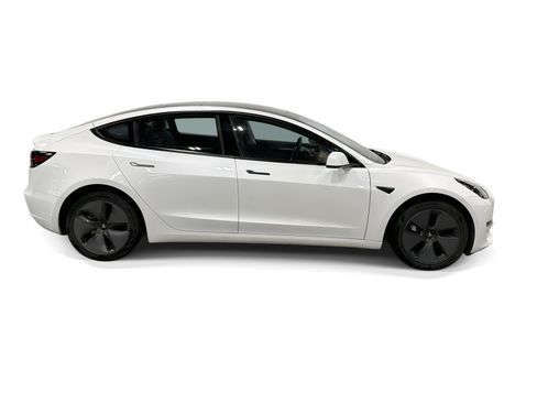 Certified 2023 Tesla Model 3 Standard Range RWD image 7