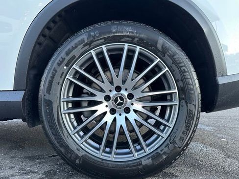 New 2026 Mercedes-Benz GLC 300 4MATIC image 11