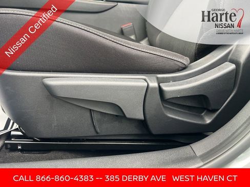 Certified 2020 Nissan Sentra SV image 24