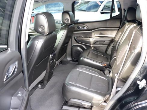 Used 2020 GMC Acadia SLT AWD/4WD image 12