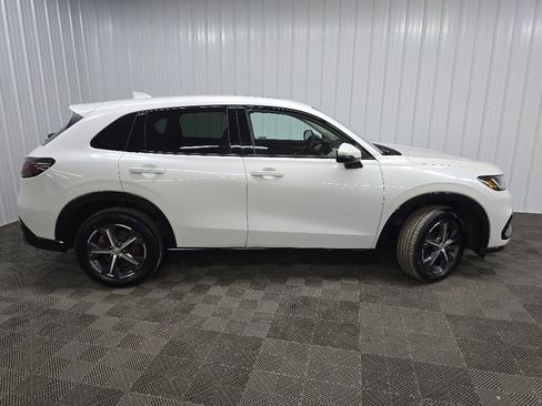 Used 2024 Honda HR-V EX-L image 2