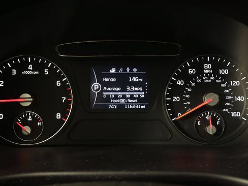 Used 2017 Kia Sorento FWD w/ LX Convenience Package image 30