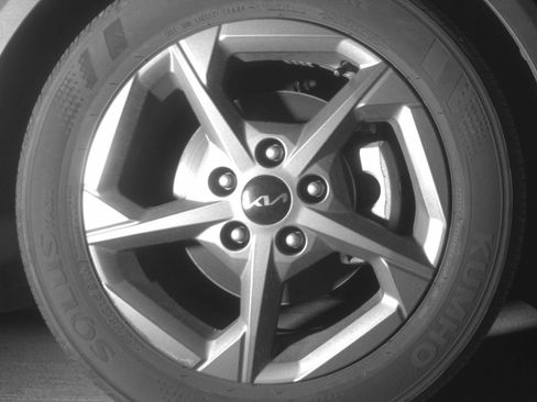 Used 2025 Kia K4 LXS FWD image 16