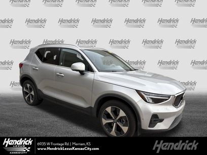 Used 2025 Volvo XC40 B5 Plus