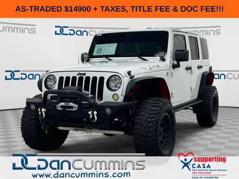 Used 2014 Jeep Wrangler Unlimited Sahara w/ Connectivity Group AWD/4WD image 1