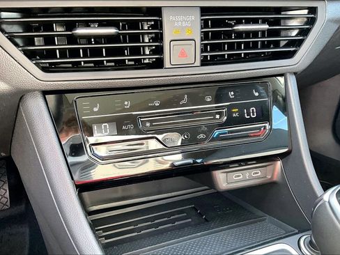 New 2026 Volkswagen Jetta SEL image 28