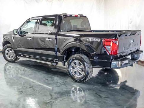 Used 2025 Ford F150 XLT w/ Equipment Group 301A Standard AWD/4WD image 9