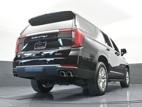 Used 2025 GMC Yukon Denali AWD/4WD image 66