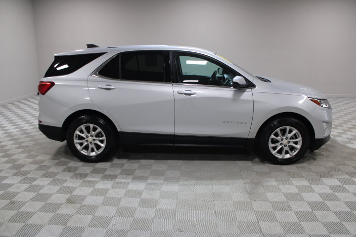 Used 2018 Chevrolet Equinox LT FWD image 12