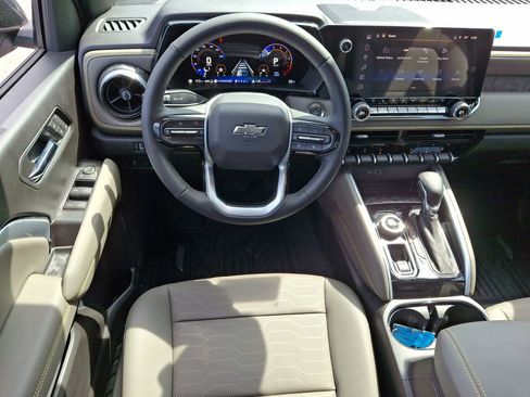 New 2026 Chevrolet Colorado ZR2 w/ Technology Package AWD/4WD image 14