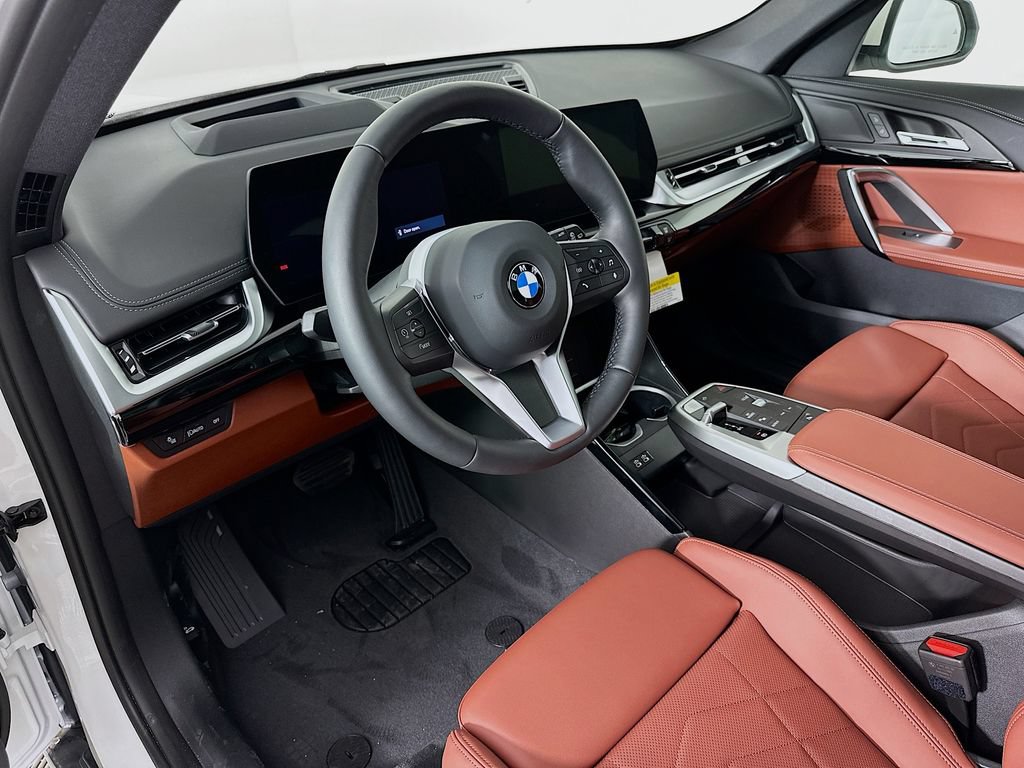 Used 2026 BMW X1 xDrive28i w/ Technology Package AWD/4WD image 11
